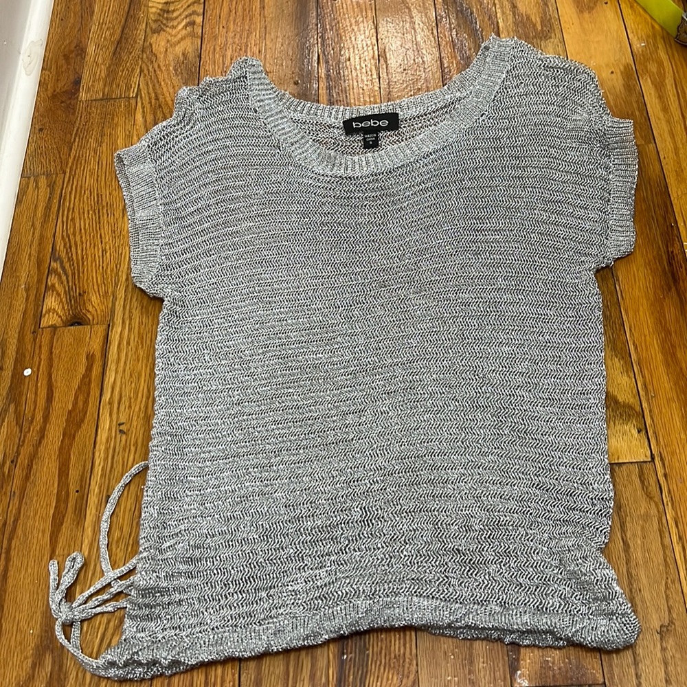 BEBE top